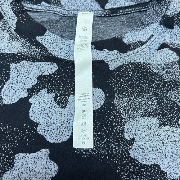 LULULEMON All Yours Short Sleeve Training Tee Womens 2 Black Gray Camo Print - Picture 4 of 8